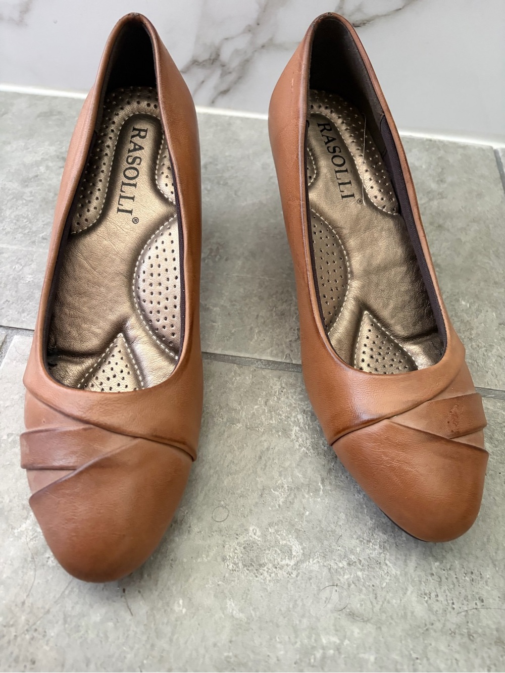 Rasolli Brown Leather Low Heel Pumps